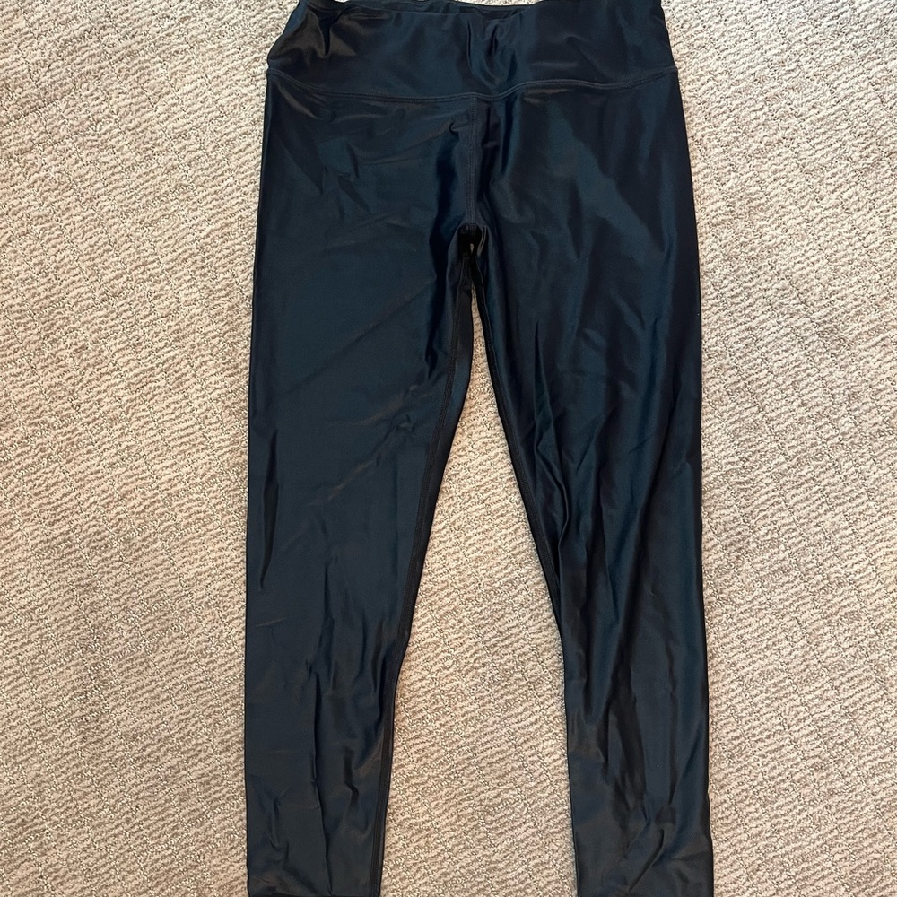 Zyia Active Black Shine Leggings